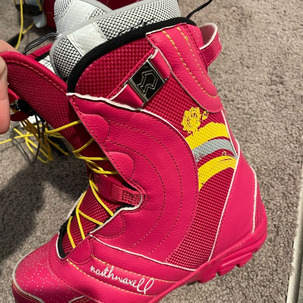 Women’s snowboarding boots - Picture 9 of 10